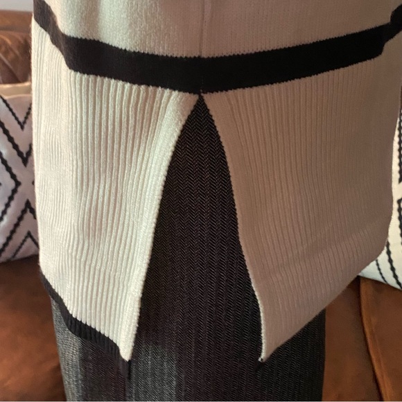 NWOT-Zesica Turtleneck Long Sleeve Strip Ribbed Knit Oversized Sweater - Picture 9 of 15